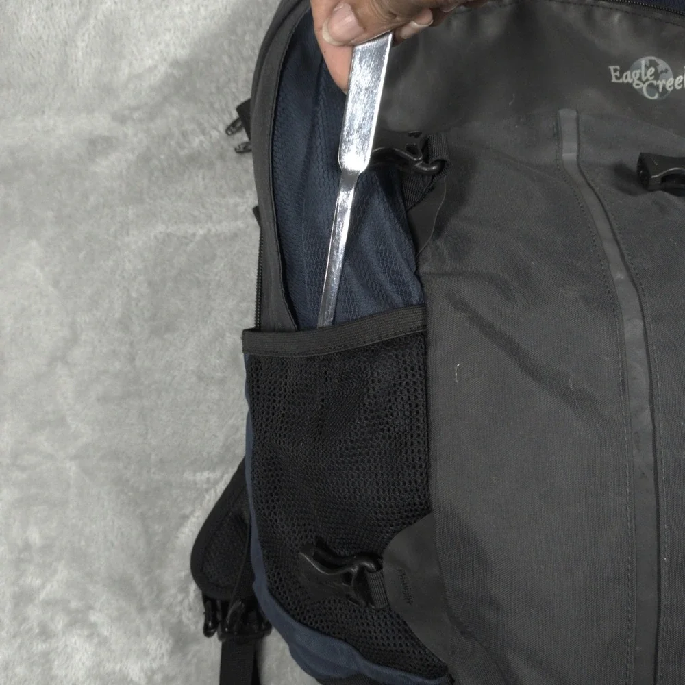 Eagle Creek Voyage Backpack Mens Large Gray Blue Ripstop Travel Daypack Hiking